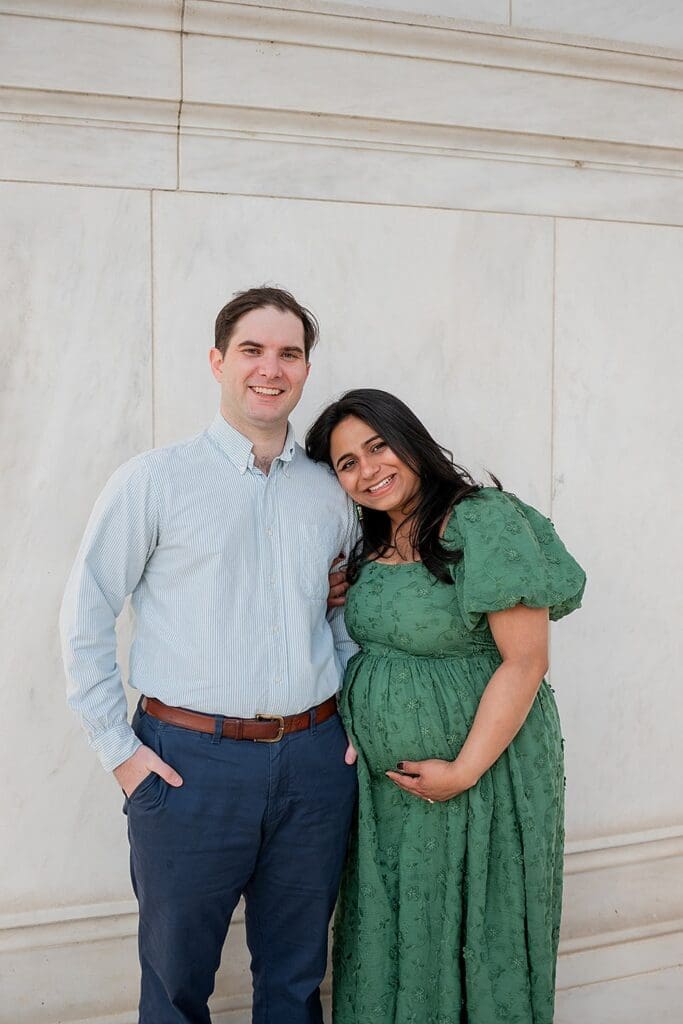 virginia family photographer; northern virginia photographer; Washington DC maternity photographer; Jefferson Memorial maternity session